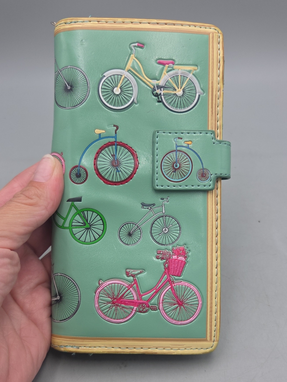 Shag Wear Canada Women’s Large Wallet Faux Leather Bicycles 3D